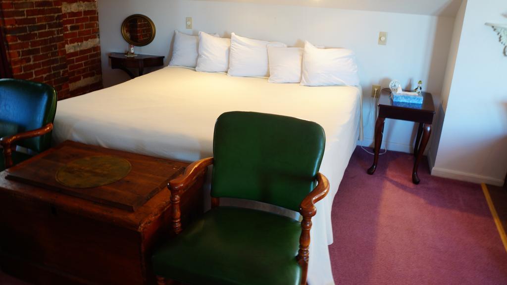 Harbor Haus Inn & Suites هيرمان المظهر الخارجي الصورة